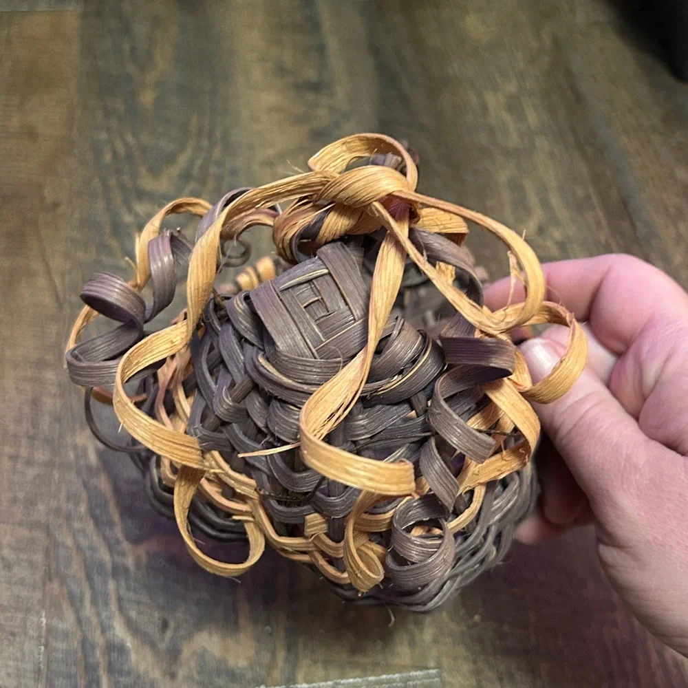 Small Hand Woven Egg Buttocks Gathering Basket Gods‎ Eye 6x6x4 Primitive